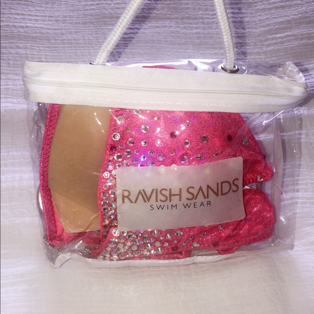 Ravish Sands Competition Bikini! 💕